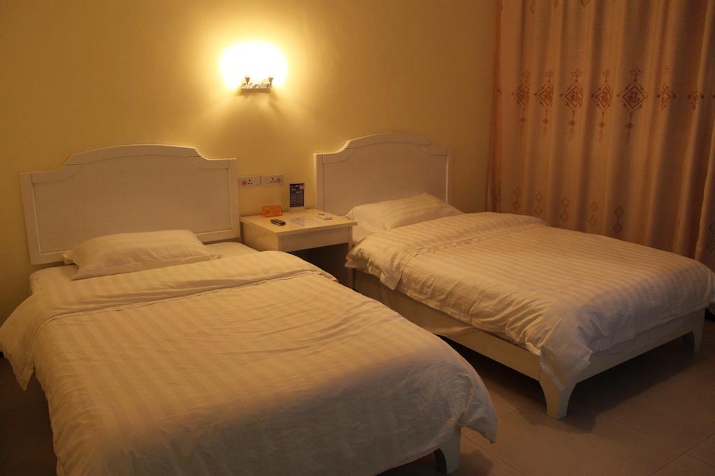 Yangshuo Romantic Inn Янгшуо Екстериор снимка