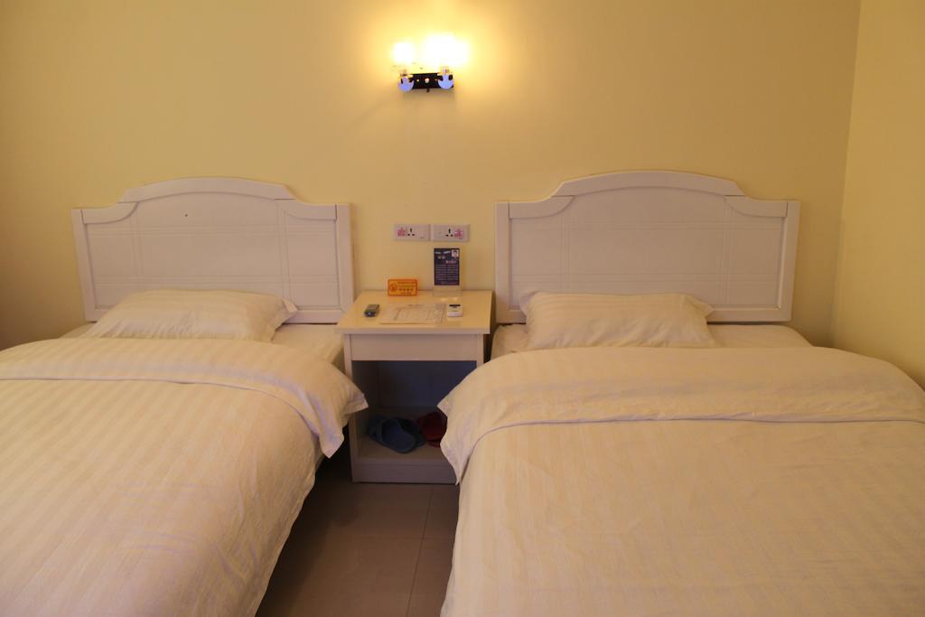 Yangshuo Romantic Inn Янгшуо Екстериор снимка