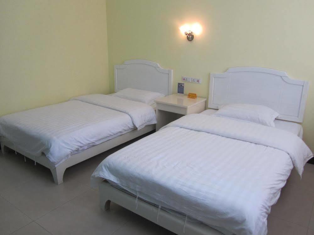 Yangshuo Romantic Inn Янгшуо Екстериор снимка