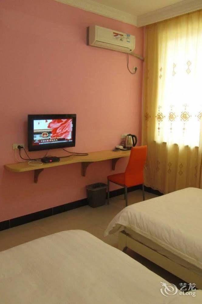 Yangshuo Romantic Inn Янгшуо Екстериор снимка